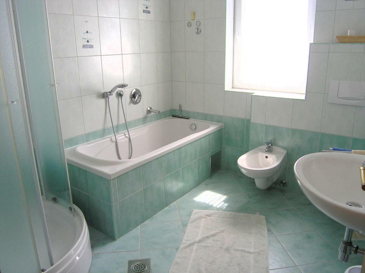 Apartman Juric Apartment Krk Town Bagian luar foto