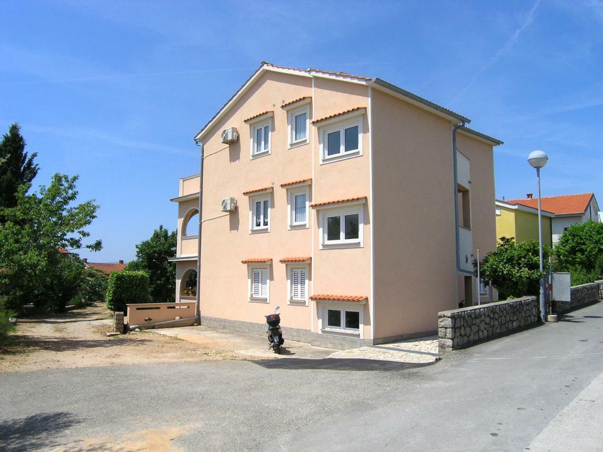 Apartman Juric Apartment Krk Town Bagian luar foto